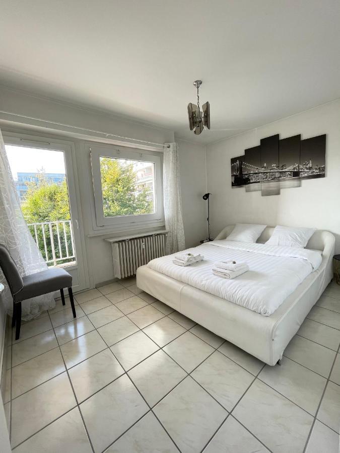 Les Menestrels Apartment *